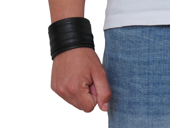 Armband mit Geldfach